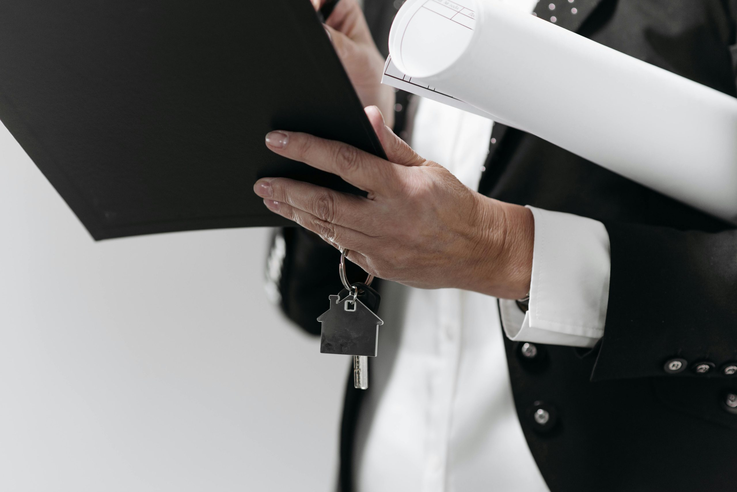 Why now might be the perfect time to refinance your mortgage