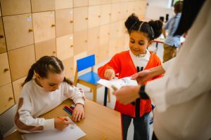 The quiet art of teaching students how to think, not what to think